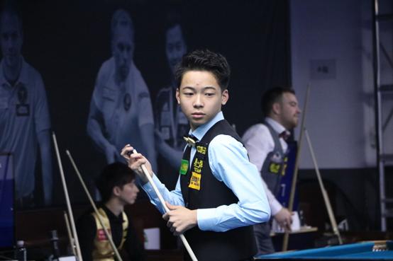 大加赞扬的 大加赞扬的